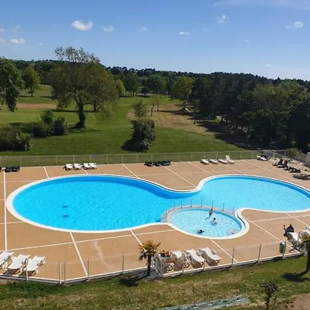 Charming With Dishwasher Located At A Golf Course Appartement LʼAiguillon-sur-Vie